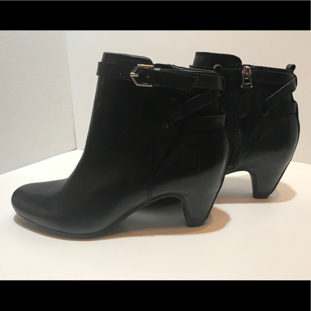 Sam Edelman Maddox Women’s Zip Leather Ankle Boots